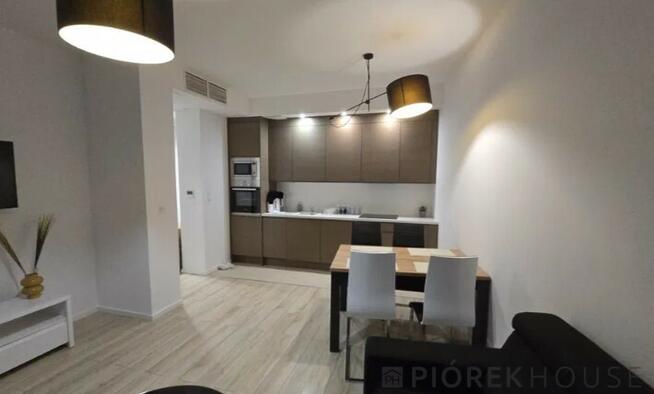 2-pokojowy apartament na Woli