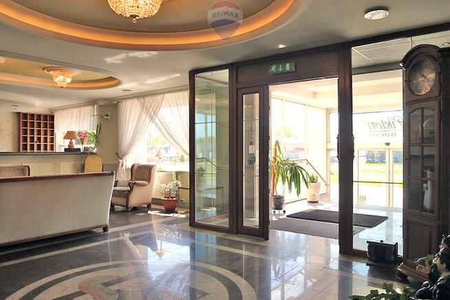 Budynek hotelowo-restauracyjny