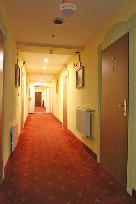 Budynek hotelowo-restauracyjny