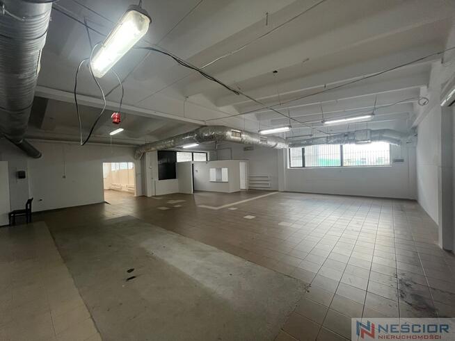 Do wynajęcia lokal usługowy / magazynowy – 220 m²