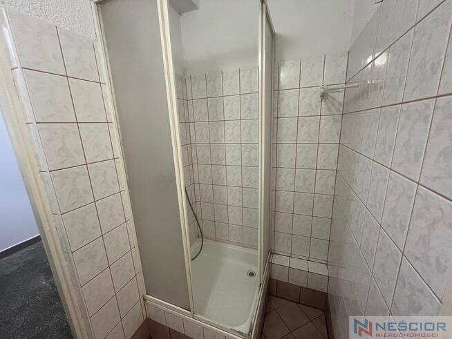 Do wynajęcia lokal usługowy / magazynowy – 220 m²