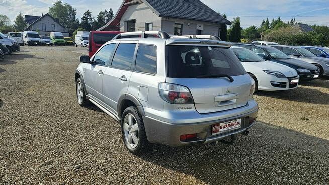 Mitsubishi Outlander 4X4 stały napęd ładne