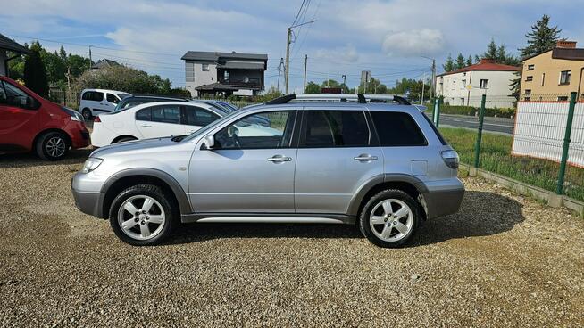 Mitsubishi Outlander 4X4 stały napęd ładne