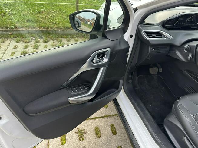 Peugeot 2008 Automat, kamera, po wymianie rozrządu i hamulców,nawigacja,klimatronik