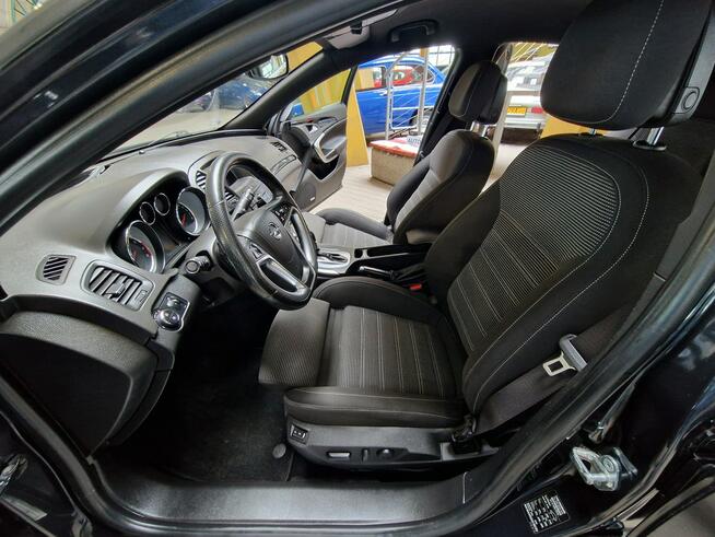 Opel Insignia Zobacz opis ! 4x4 250KM !W podanej cenie roczna gwarancja !