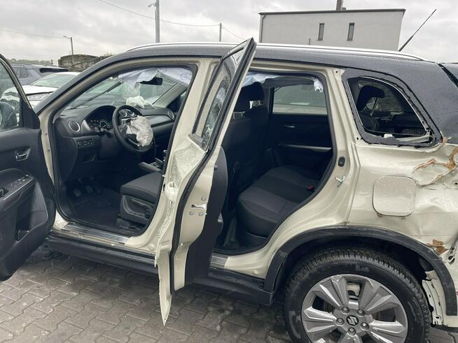 Suzuki Vitara mHEV Kamera Podgrzewanie Aktywny tempomat 129KM