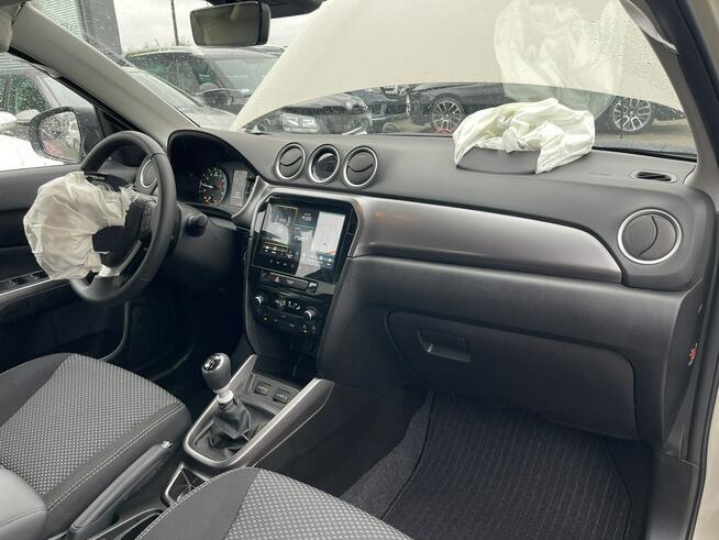 Suzuki Vitara mHEV Kamera Podgrzewanie Aktywny tempomat 129KM