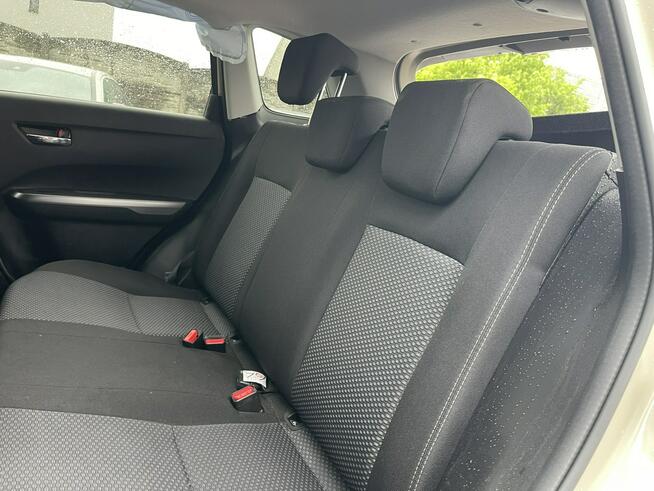 Suzuki Vitara mHEV Kamera Podgrzewanie Aktywny tempomat 129KM