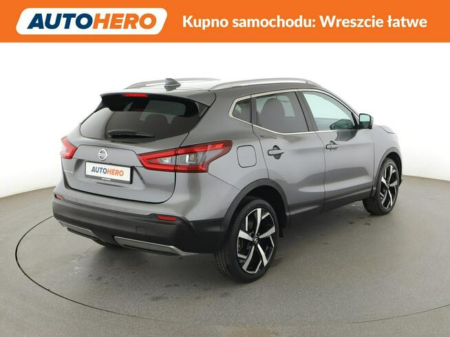 Nissan Qashqai automat skóra panorama klima auto navi kamera i czujniki parkowania gr