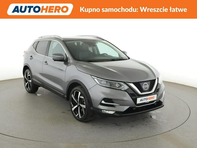 Nissan Qashqai automat skóra panorama klima auto navi kamera i czujniki parkowania gr