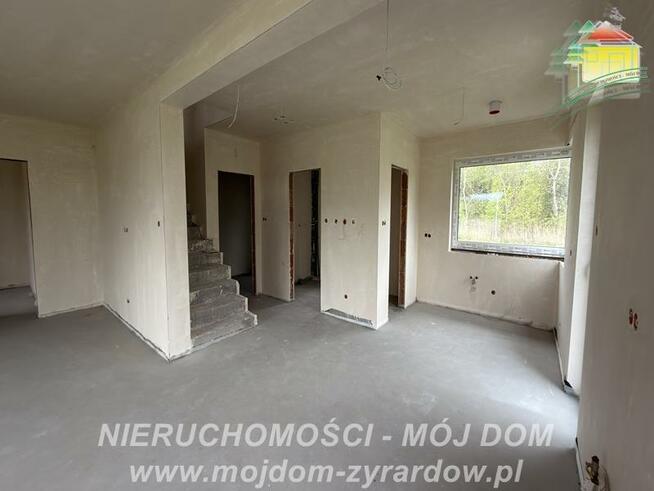 Dom Bronisławów gm. Baranów
