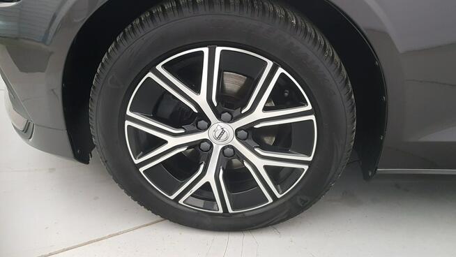 Volvo V60 B4 D Core ! Z Polskiego Salonu ! Faktura Vat !