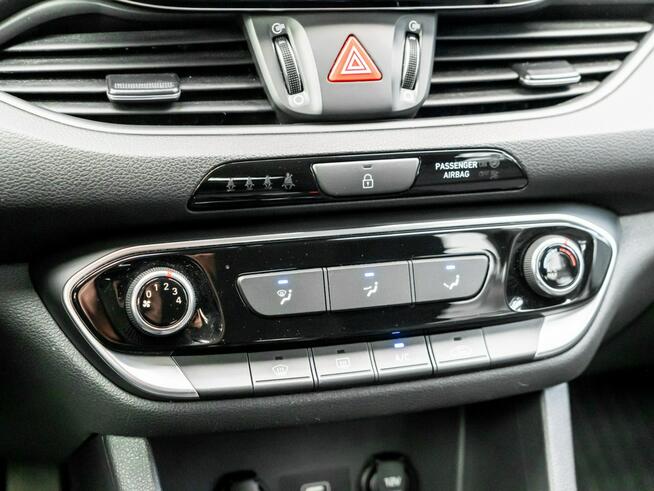 Hyundai i30 SW 1.0 T-GDI Modern 6Manual 120KM Benzyna Salon Polska