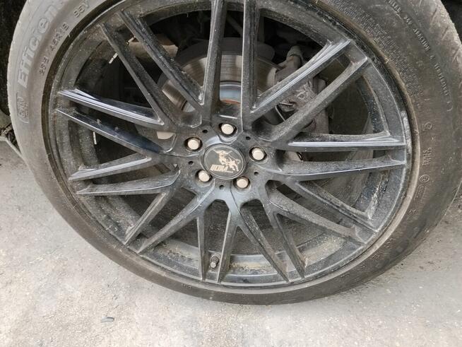 Koła Ultra 19 Ford z oponami.