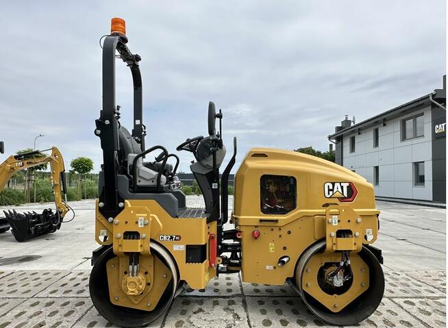 WALEC DROGOWY MARKI CATERPILLAR CB 2.7 GC