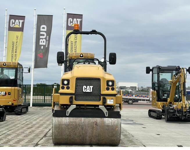 WALEC DROGOWY MARKI CATERPILLAR CB 2.7 GC
