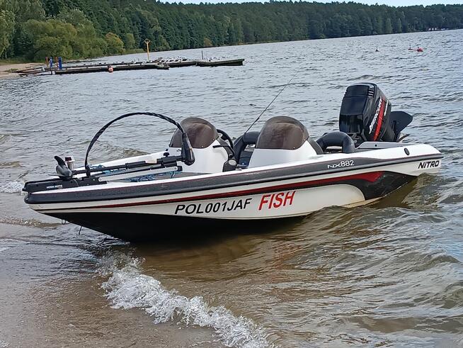 TRACKER NITRO NX882 łódź motorowa