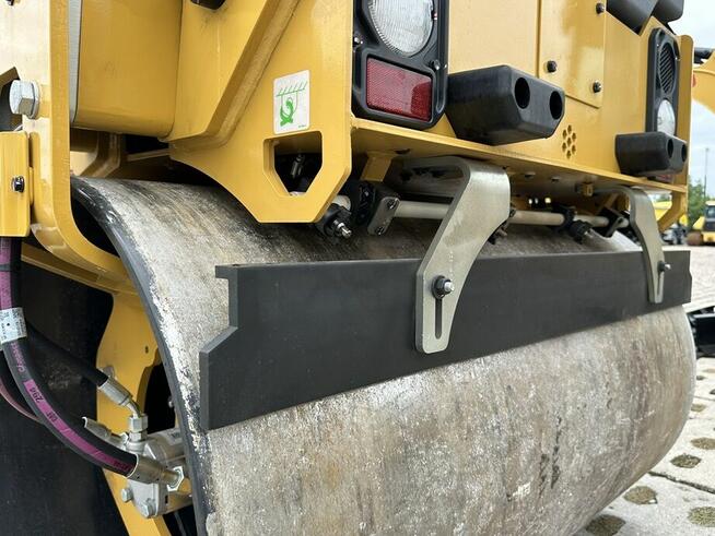 WALEC DROGOWY MARKI CATERPILLAR CB 2.7 GC