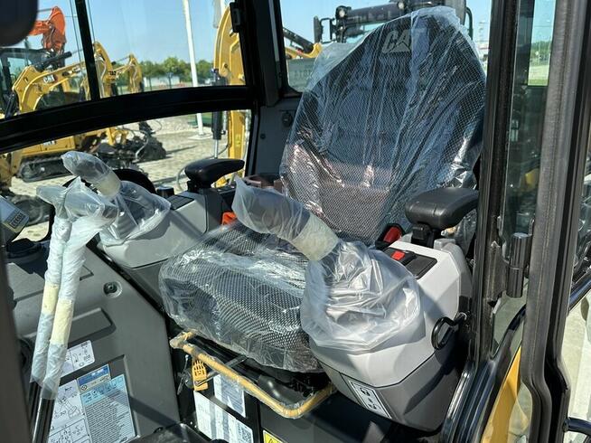 Caterpillar 301.8 GWARANCJA FABRYCZNA 4 LATA