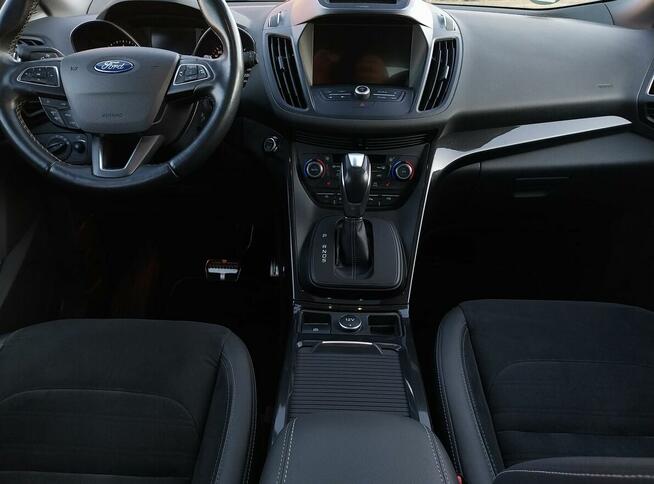 FORD KUGA ST-Line 4x4 * Benzyna 182KM * Automat * Zadbana