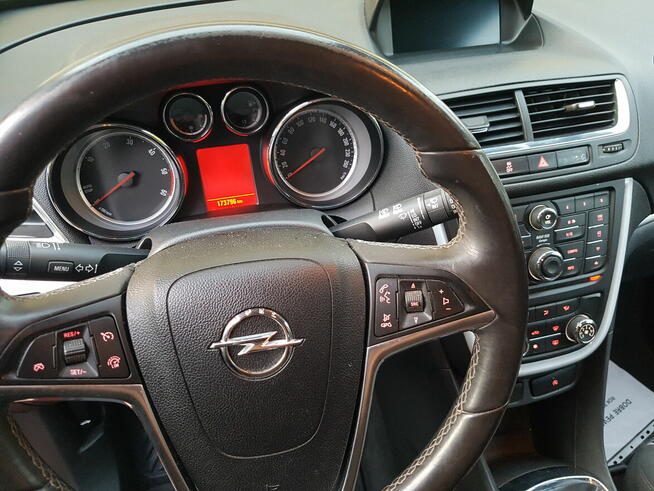 Sprzedam samochód osobowy marki Opel Mokka