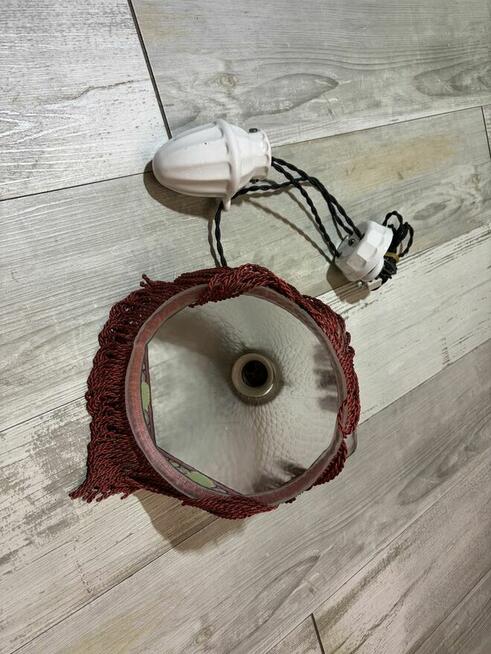 Stara lampa wisząca z przeciwwagą porcelanową żarówka E27