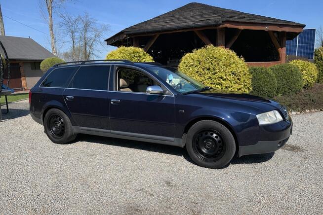 SAMOCHÓD OSOBOWY AUDI A6 (ŁAZNOWSKA WOLA)