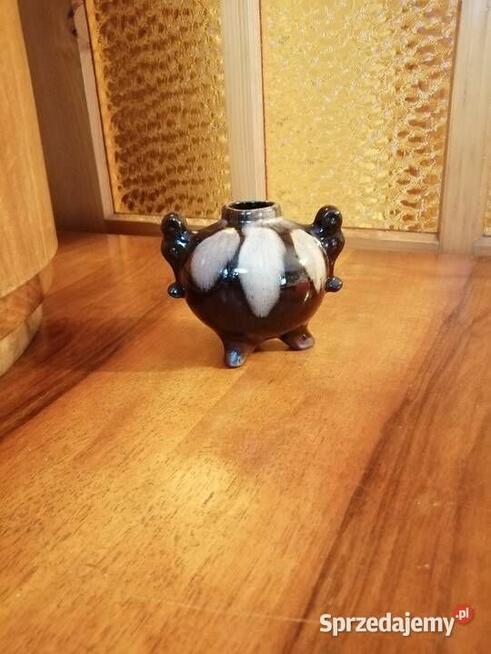 ceramiczny wazonik pękaty amfora