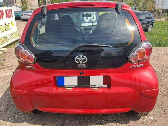 Toyota Aygo 2011 r, bogata wersja z klima 1.0 nie zgniła Tanie Auta Fasty