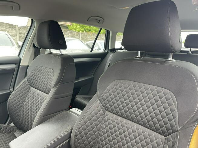 Škoda Superb Salon PL DSG Podgrzewanie Klimatronik Virtual 190KM
