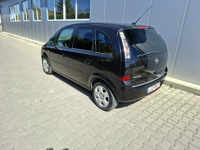 Opel Meriva 1.6 benzyna po lifcie ważne długo opłaty