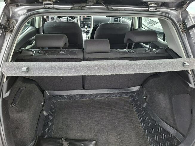 Toyota Auris 1.3 benzyna 5drzwi ważne opłaty