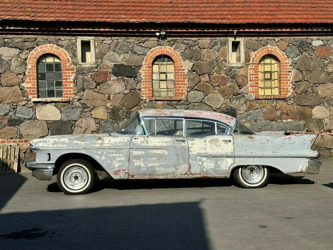Cadillac Sedan 60 Series 1958 Poszukiwany rocznik extra części