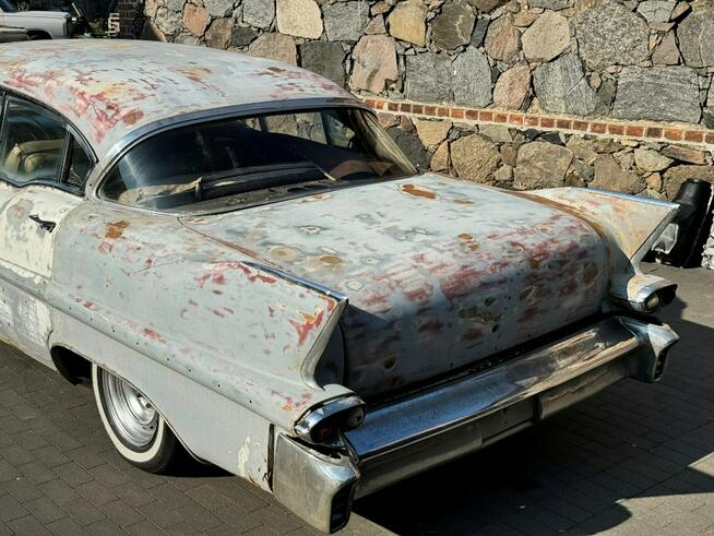 Cadillac Sedan 60 Series 1958 Poszukiwany rocznik extra części
