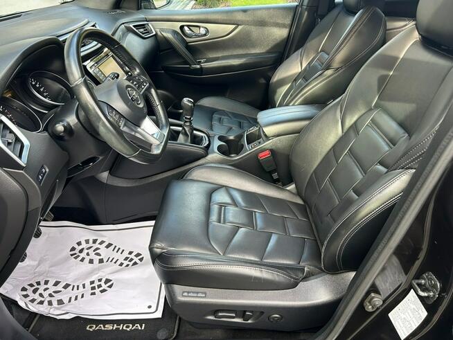 Nissan Qashqai FULL*NAVI*LEDY*Panorama*Kamera*360*Podgrzewane*Fotele*Zarejestrowany