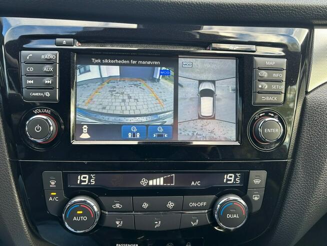 Nissan Qashqai FULL*NAVI*LEDY*Panorama*Kamera*360*Podgrzewane*Fotele*Zarejestrowany