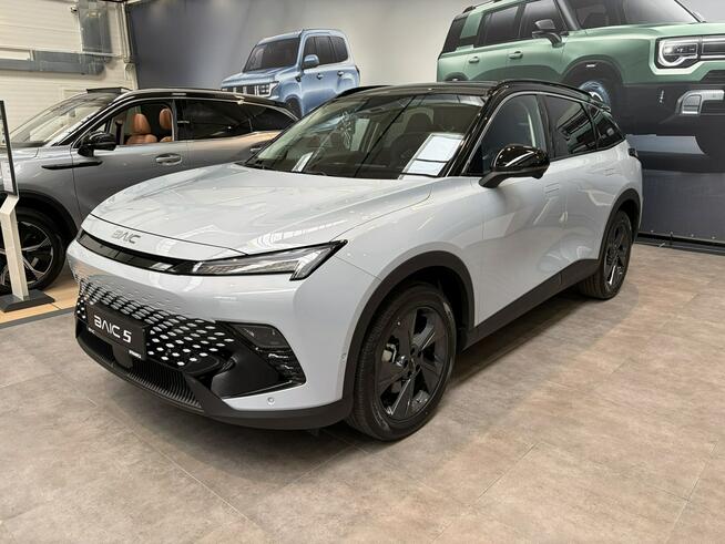 Baic Beijing 5 177KM - Czarny - Rocznik 2026!
