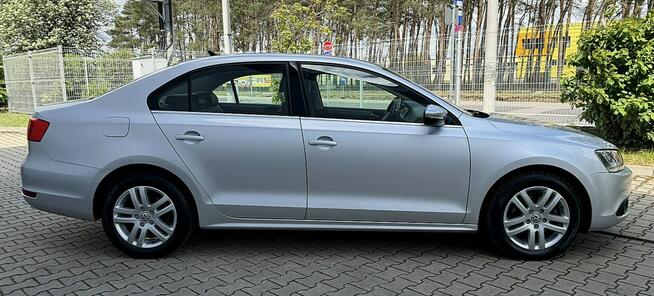Volkswagen Jetta Climatronic PDC Navi Gwarancja