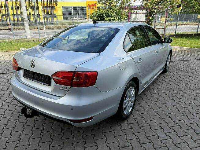 Volkswagen Jetta Climatronic PDC Navi Gwarancja