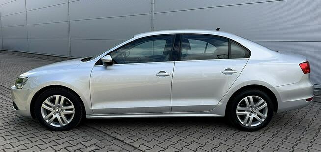 Volkswagen Jetta Climatronic PDC Navi Gwarancja