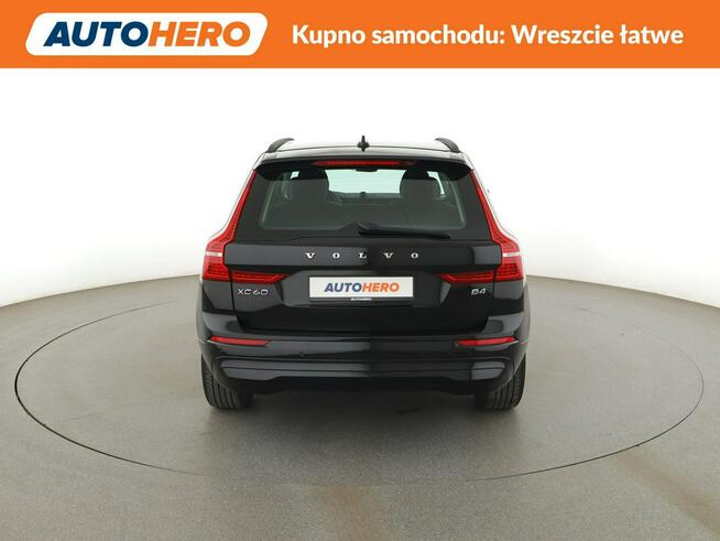 Volvo XC 60 FV23% B4 automat skóra navi kamera grzane fotele LED tempomat