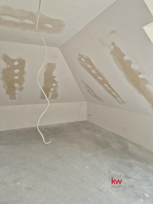 Dom Wyry,
