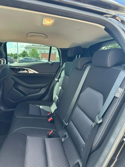 Infiniti Q30