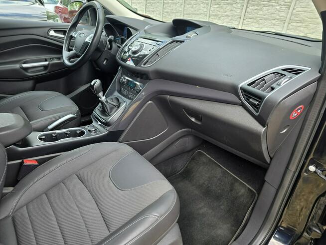 Ford Kuga 1.6 108tyś km.Titanium.ALu17.Opony Wielosezon.Przestronny SUV.
