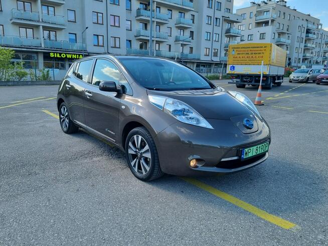 Nissan Leaf Tekna 30kWh 2016 153tys. km Pompa ciepła Skóra BOSE Kamera 360 Alu