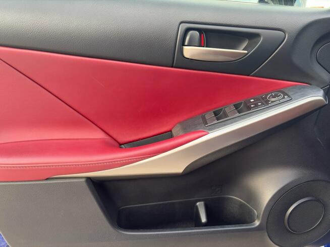 Lexus IS, 2020