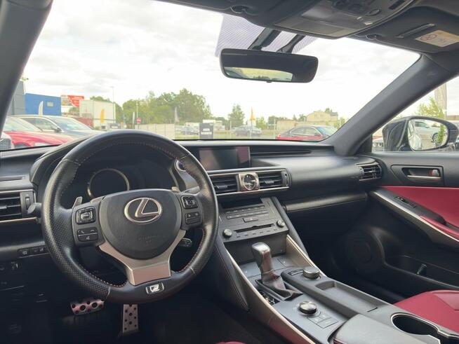 Lexus IS, 2020