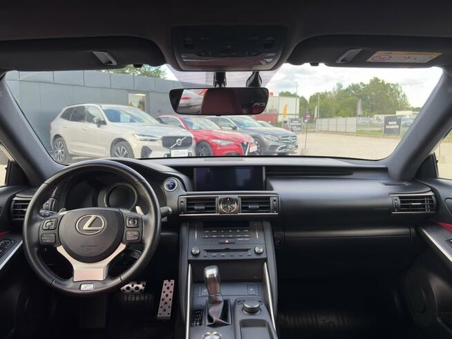 Lexus IS, 2020