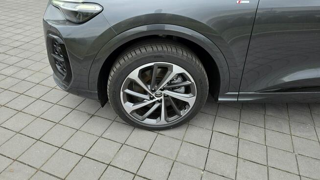 Audi Q5 TDI 204KM quattro S tronic HAK