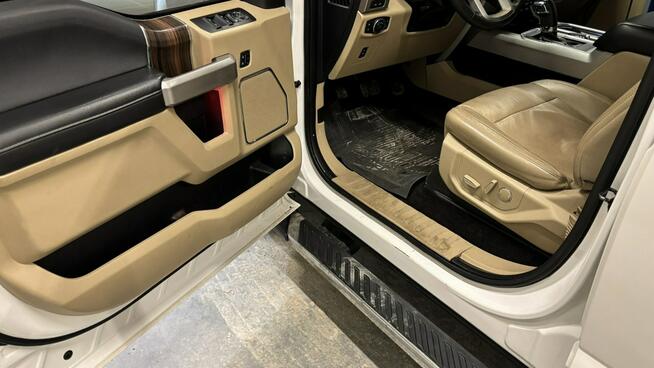 Ford F150 3.1t LARIAT